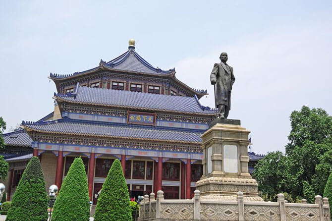 Guangzhou –The most fancy city with nice climate and delicious food, neighboring with Hong Kong.