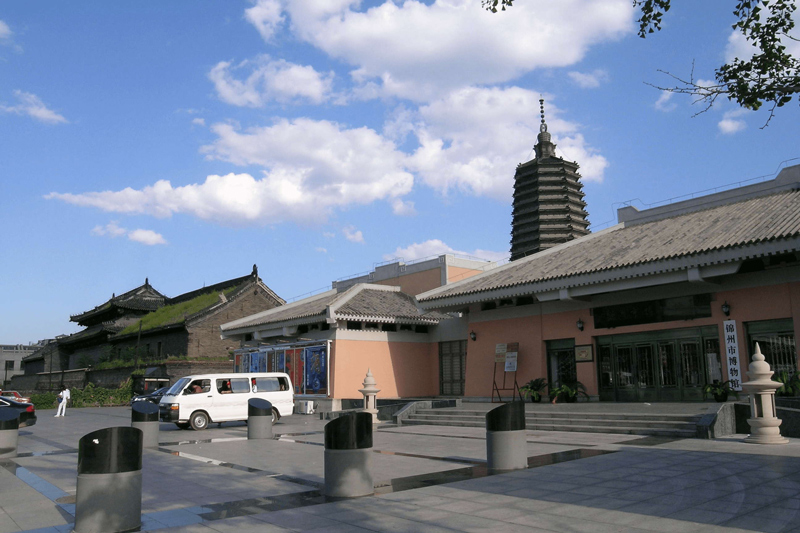 Jinzhou –A small beautiful costal city with world famous barbecue food.