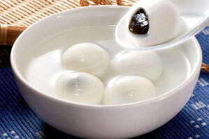 Chengdu –A garden city in Southwestern China, famous for spicy food & spicy girls.
