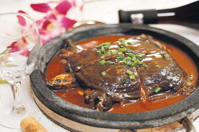 Ningbo –The second biggest city and an important port in Zhejiang province.