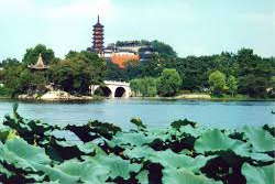 Zhenjiang –An awesome city in Jiangsu Province, surrounded by mountains and rivers.