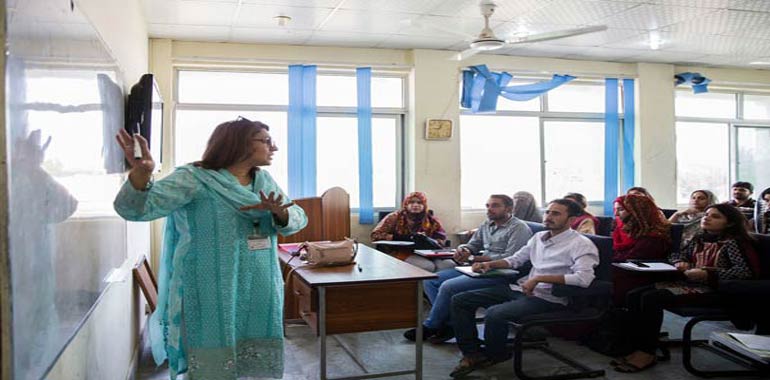 In Pakistan, Learning Chinese Is Cool — And Seen As A Path To Prosperity