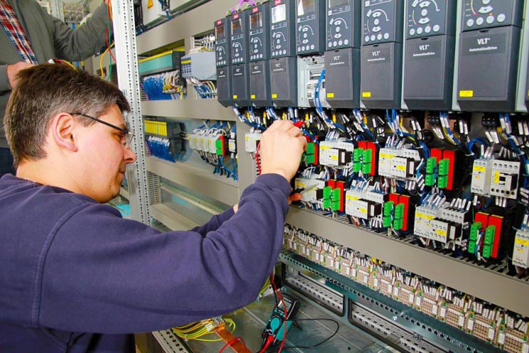 Which are the best colleges for electrical engineering in China?