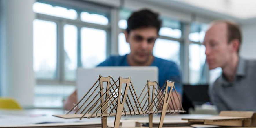 What universities in China are popular for Civil Engineering?