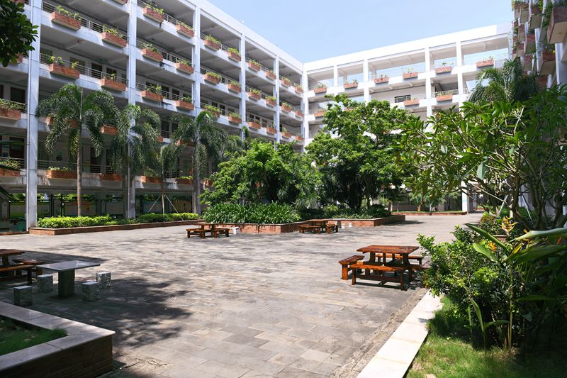 Hainan College of Economics and Business