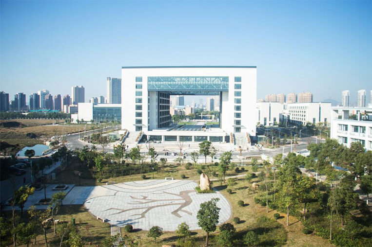 Huzhou University