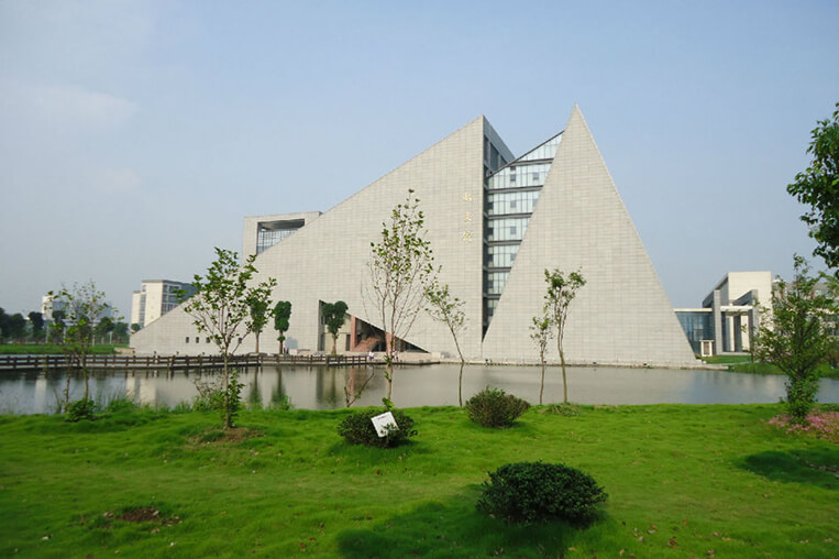 Yangzhou University