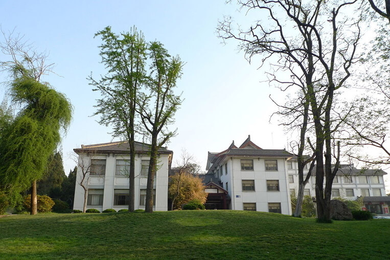 Yangzhou University